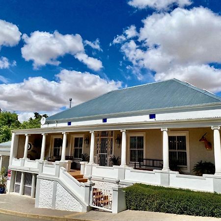 1 Royal Street Guesthouse ライビーク・カステール エクステリア 写真