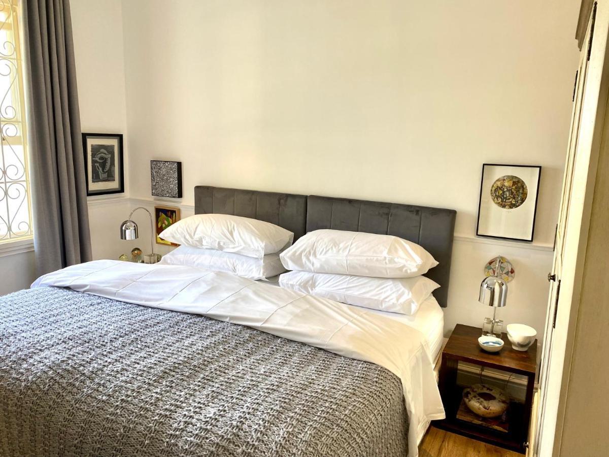 1 Royal Street Guesthouse ライビーク・カステール エクステリア 写真