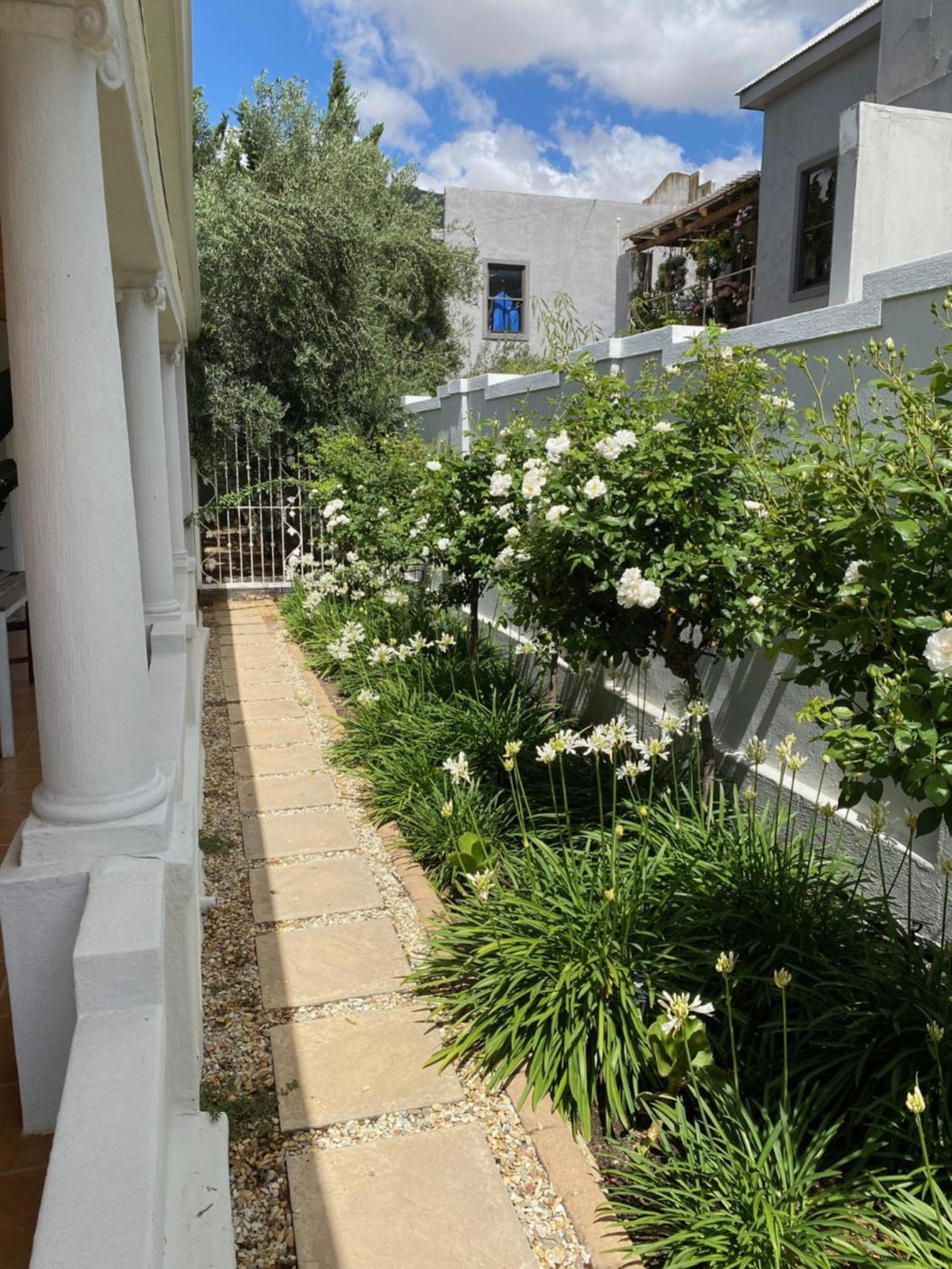 1 Royal Street Guesthouse ライビーク・カステール エクステリア 写真